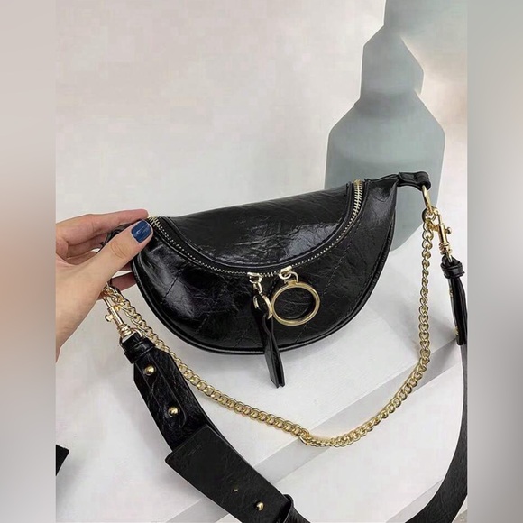 New Crossbody Bag, Fanny Pack - Picture 10 of 12